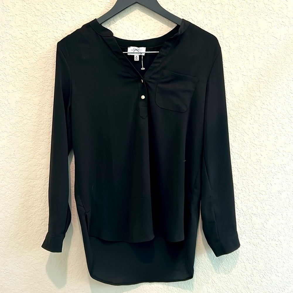Twine and string size medium black top gold buttons